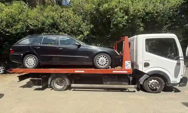 Rachat voiture accidentée sur dépanneuse Toulouse
