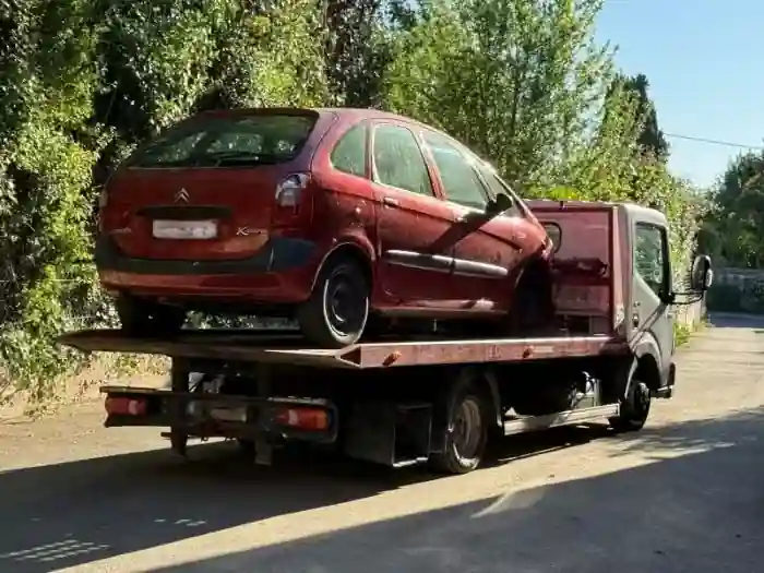 Dépanneuse rouge